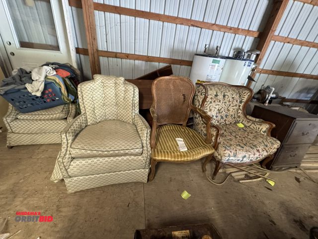Lot 1-14248 - Lot of (5) assorted chairs, (1) fold down table, 51" diameter, includes a leaf.