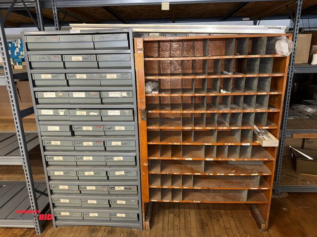 Lot 1-4771 - (1) Global Industrial Equipment shelving unit with plastic organizer totes, 36" wide x 18" deep x 75...