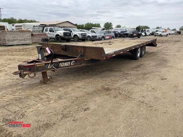 Lot 1-19727 - 2018 Diamond C 24' x 100" wide, tandem axle equipment trailer, 19' bed load with additional 5' beave...