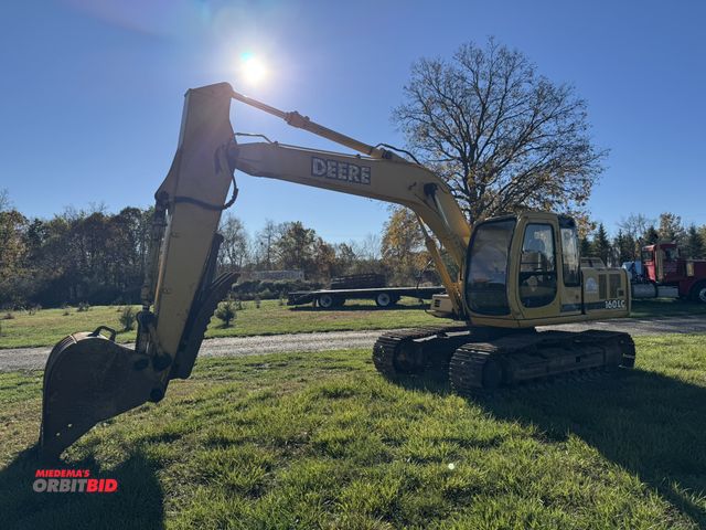 Lot 1-15804 - (1) John Deere 160LC Excavator, 10593 metered hours showing, cab has heat, a/c, radio, 23-1/2" wide ...