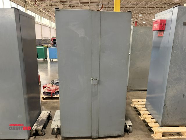 Lot 1-5537 - (1) 38" width x 70.5" height x 24" depth heavy duty steel storage cabinet with 4 adjustable height s...