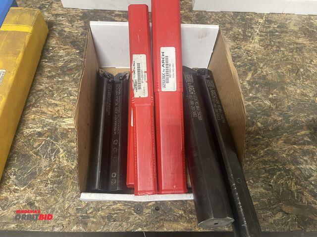 Lot 1-19298 - Lot of (6) assorted Ultra-Dex cutting inserts, includes model A20SMCLN4, A24UMCLNR4, and more.