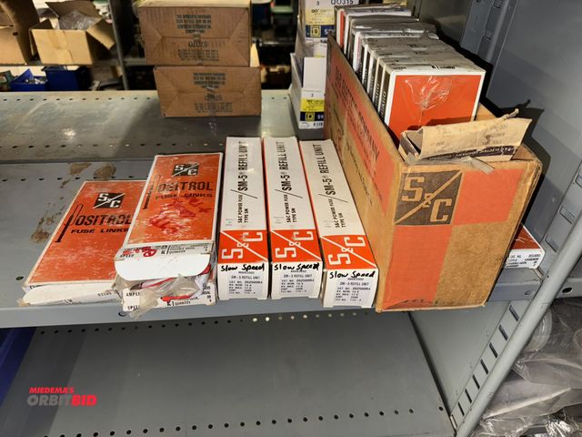 Lot 1-6401 - Lot of assorted S &amp; C Positrol Fuse Links, 10K, 15K, 20K, 140K, and more.
