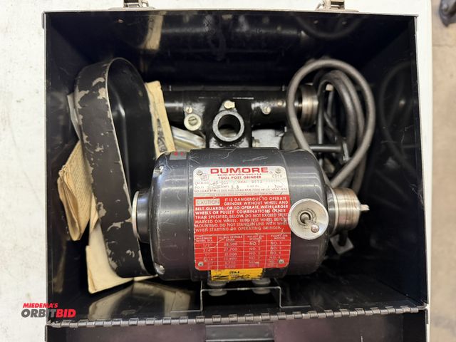 Lot 1-6127 - (1) Dumore, Cat #44-011, 115V, tool post grinder, S/N 8473, working condition unknown, includes stee...