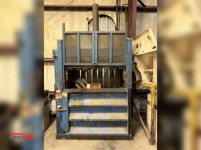 Lot 1-19831 - (1) SP Industries vertical cardboard baler, model VB60HD, S/N 92030243, 3 phase, in working conditio...