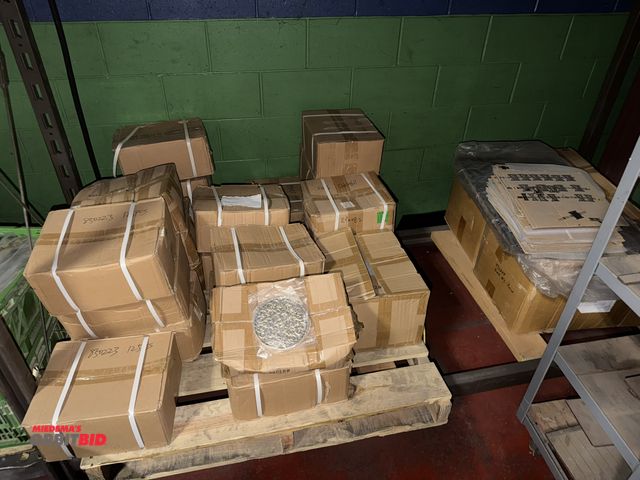 Lot 1-18747 - Large lot of assorted decorative clock plates, approx. 6" diameter, and (2) boxes of Roman Numerals.