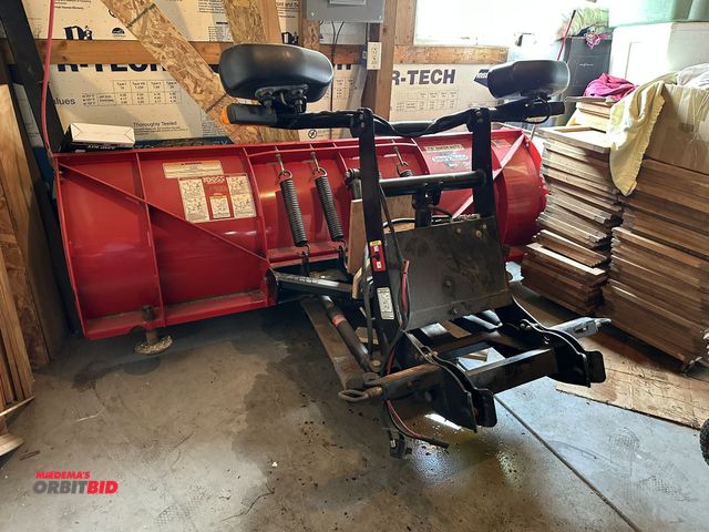 Lot 1-17826 - (1) Boss 7' 6" Super Duty snow plow with mount, lights, and hydraulics, no other info available.