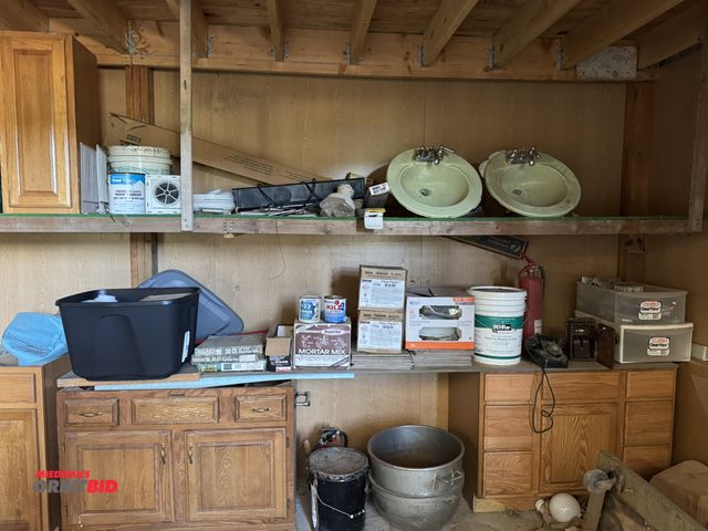 Lot 1-14211 - Large lot of assorted items, includes (2) mint 19" bathroom sinks, (2) vintage telephones, assorted ...