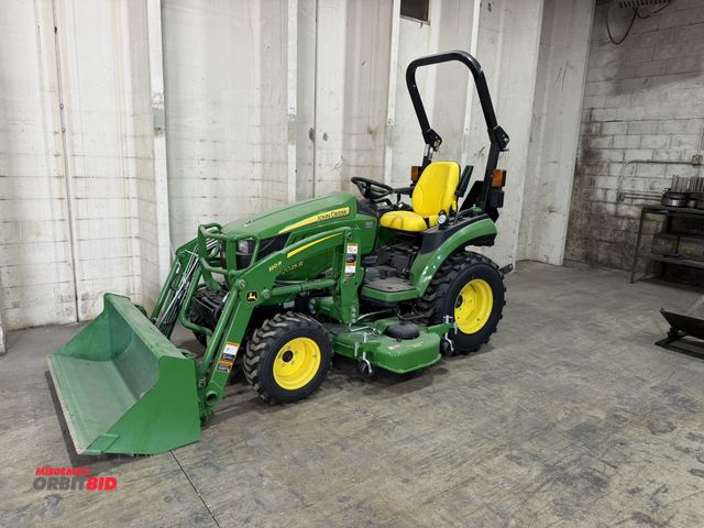 Lot 1-13383 - (1) 2019 John Deere 2025R compact utility tractor, 25 HP diesel engine, OROPS, hydrostatic transmiss...