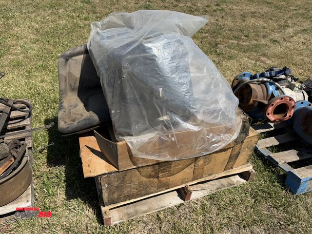 Lot 1-18066 - Lot of (2) used tractor seats, assorted John Deere tractor seat backs (all are used), (1) John Deere...