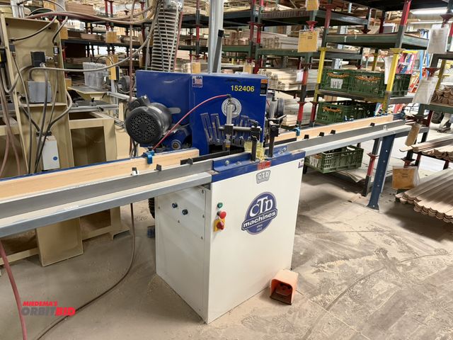 Lot 1-16678 - (1) CTD Machines, Inc., model D45X, double miter saw, blade RPM 3725, S/N 3473, 1.5 HP, 208-230/480V...