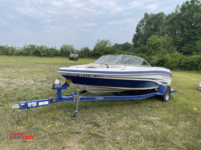 Lot 1-6610 - (1) Tahoe 18' open bow speed boat, for parts or repair only, 7-person capacity, 4.3 liter Mercury Cr...