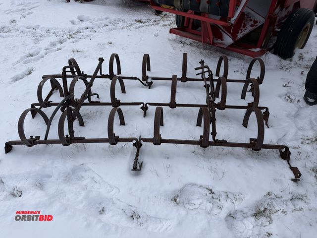 Lot 1-11505 - (1) 90" drag, manual adjustment, does not include hitch or pull chain, 1 back tooth is bent and will...