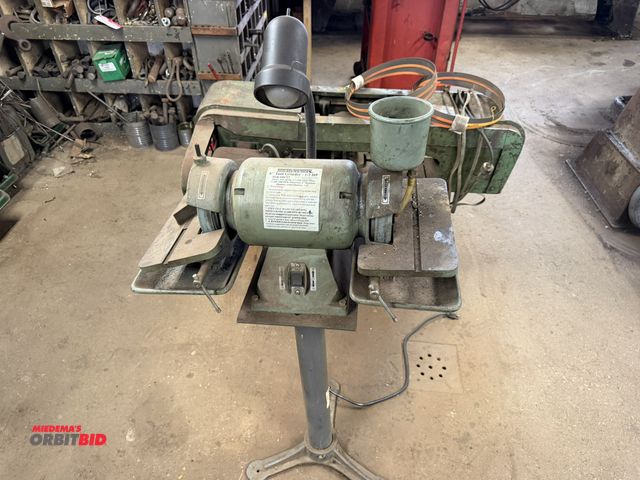 Lot 1-18569 - (1) Central Machinery industrial 6" pedestal grinder, 1/2 HP, item #46727, 115V, in working conditio...