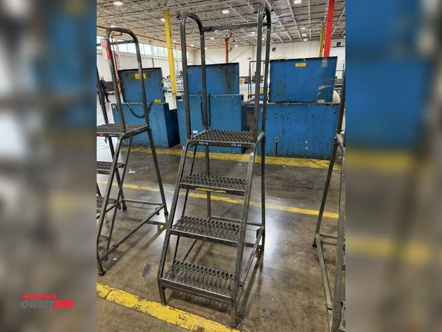 Lot 1-5188 - (1) W. Platforms, Inc., 4-step warehouse ladder (no wheels).