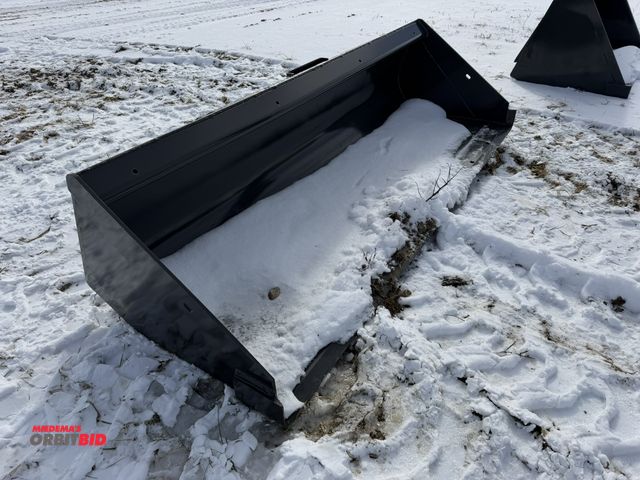 Lot 1-11532 - (1) new New Holland 84" wide skid steer bucket, has holes for bolt-on cutting edge, does not include...