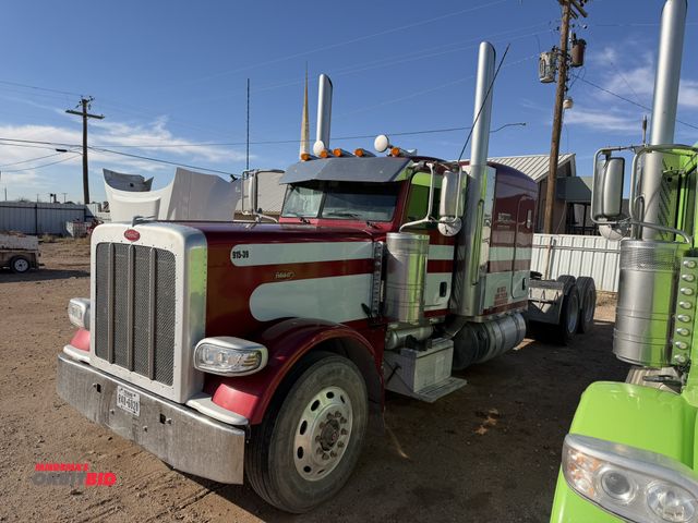Lot 1-17387 - 2016 Peterbilt 389 Semi Truck Tandem Axle, 60" flat top sleeper cab, Cummins 550-HP diesel engine, E...