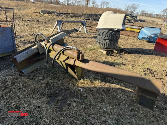 Lot 1-2917 - (1) custom built, heavy duty skid steer hydraulic log splitter, 13" wedge, hydraulic cylinder, skid ...