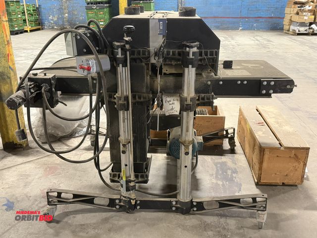 Lot 1-17549 - (1) Supermax Tools Super Brush 24 brush sander, 220/440V, 3 phase, with (2) Leviton manual motor sta...