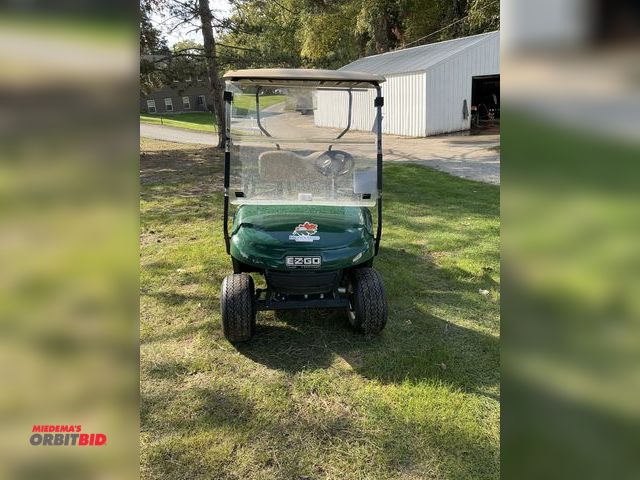 Lot 1-12519 - 2014 EzGo TXT Golf Cart