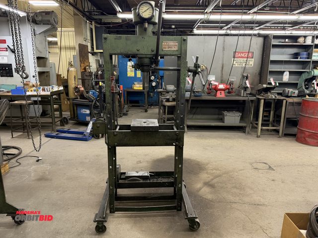 Lot 1-1856 - (1) 1984 K. R. Wilson, model 37-R, 25-ton capacity hydraulic press, S/N 10920, with manual hydraulic...