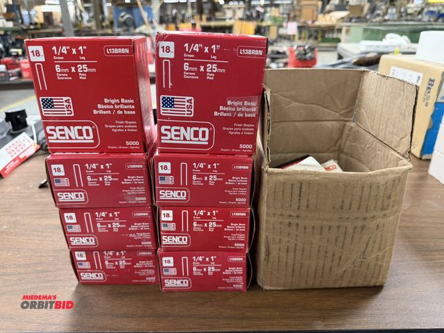 Lot 1-16858 - Lot of (8) boxes of Senco 1/4" x 1", 6mm bright basic finish staples, and (1) box of assorted staple...