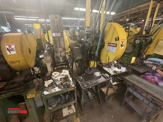 Lot 1-18719 - (1) Consolidated #1, 10-ton capacity press, 1.5" stroke, 160 strokes per minute, 6" shut height, S/N...