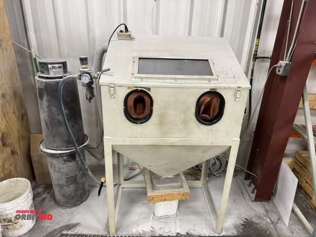 Lot 1-19496 - (1) Cyclone pneumatic sand blasting cabinet, includes Cyclone dust collector, cabinet is 36" x 24", ...