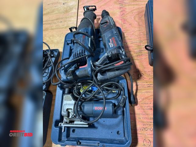 Lot 1-16451 - Lot of assorted Bosch hand tools, includes (1) 1584AVS jigsaw, (1) Bosch Bulldog Extreme hammer dril...