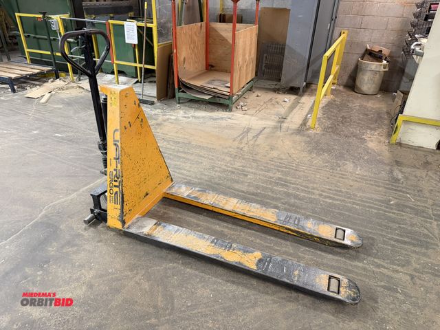 Lot 1-17015 - (1) Lift-Rite, 12V electric walk-behind pallet jacks with 3000 lb. capacity, with Vulcan, model SM12...