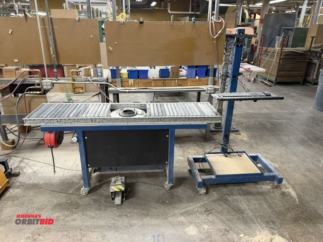 Lot 1-16441 - (1) roller conveyor stand, 72" x 18" wide with 15" roller, foot pedal control, includes rolling comp...