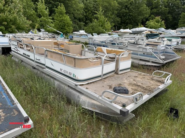 Lot 1-6598 - (1) Monark Sun Spa 240, 24' pontoon boat, for parts or repair, severe weather damage, no trailer, no...