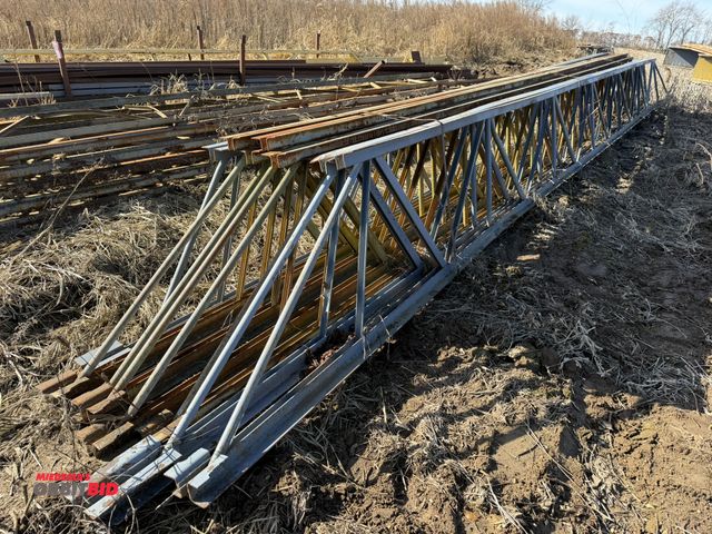 Lot 1-2954 - Lot of (8) steel trusses, approx. 30' long x 26" tall.