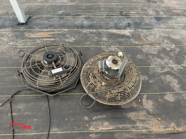 Lot 1-9956 - (1) Fasco hanging greenhouse fan, approx. 18", 115V, 1/15th HP, and (1) Ves 18" fan with mounting br...