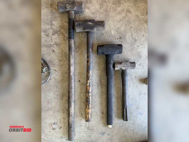 Lot 1-1350 - Lot of (4) various sledgehammers.