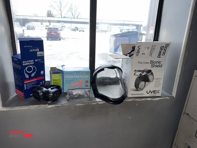 Lot 1-15356 - Lot of (2) Honeywell Uvex bionic shields, partial box of foam ear plugs, (1) set of Honeywell VS130 ...