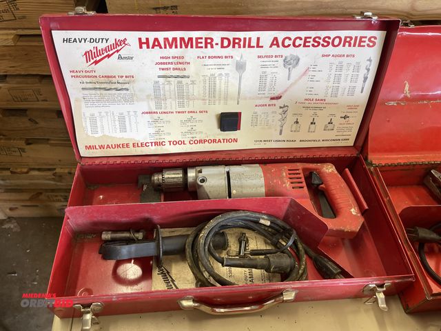 Lot 1-6169 - (1) Milwaukee 1/2" electric drill with case.