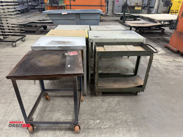 Lot 1-17455 - Lot of 5 steel tables, includes (4) 28" x 20" x 34" tall, (1) 36" x 24" x 34" tall, (1) rolling stee...