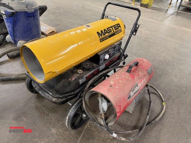 Lot 1-16936 - (1) Master, model MH-140T-KFA, 140,000 BTU kerosene heater, used only a few times, and (1) Reddy Hea...