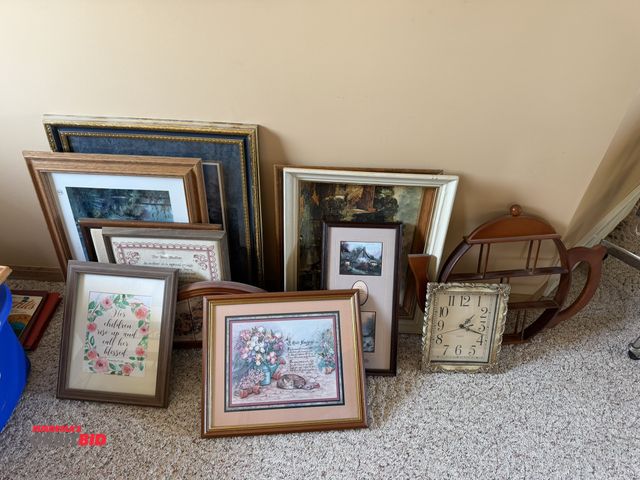 Lot 1-19192 - Large lot of assorted household pictures.