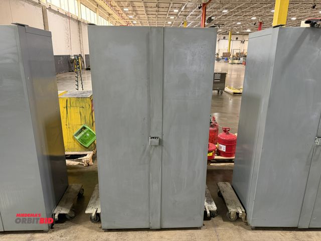 Lot 1-5535 - (1) 38" width x 70.5" height x 24" depth heavy duty steel storage cabinet with 4 adjustable height s...