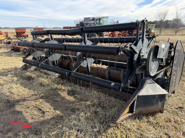 Lot 1-11801 - (1) 13' grain head with steel tines, for parts or repair only, in non-working condition, S/N F-F5610...