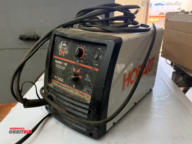 Lot 1-1372 - (1) Hobart Handler 140, 115V wire feed welder (25-140 amp output), S/N LJ44275Y, includes regulator ...