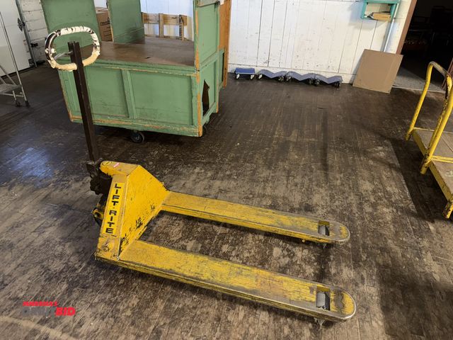 Lot 1-4928 - (1) Lift Rite 5000 lb. capacity pallet jack, 47.5" forks, 27" wide, winning bidder responsible for p...