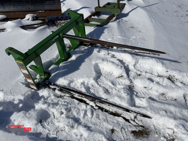 Lot 1-11587 - (1) Frontier triple tine bale spear, model AB12G, S/N 1XFAB12GCN0023554, spear is approx. 42" long, ...