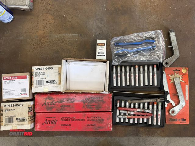 Lot 1-6177 - Lot of assorted welding related items, includes (1) Modern Welding Book (not shown in photo).