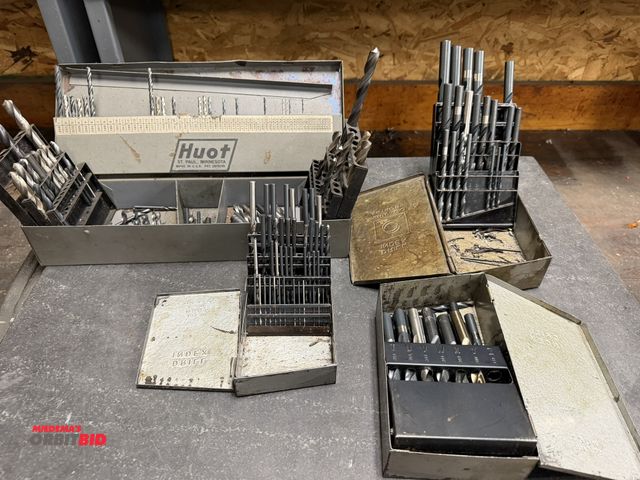Lot 1-1929 - Lot including (5) various drill indexes (1 needs top hinge repair), includes assorted drills.