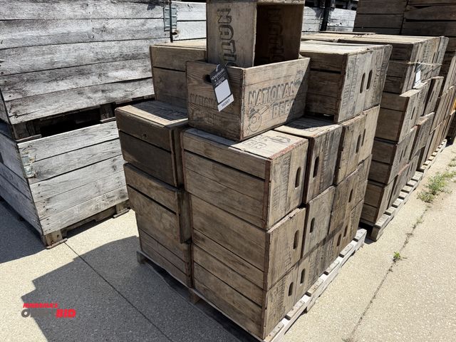 Lot 1-102557 - (1) Skid of vintage beer crates