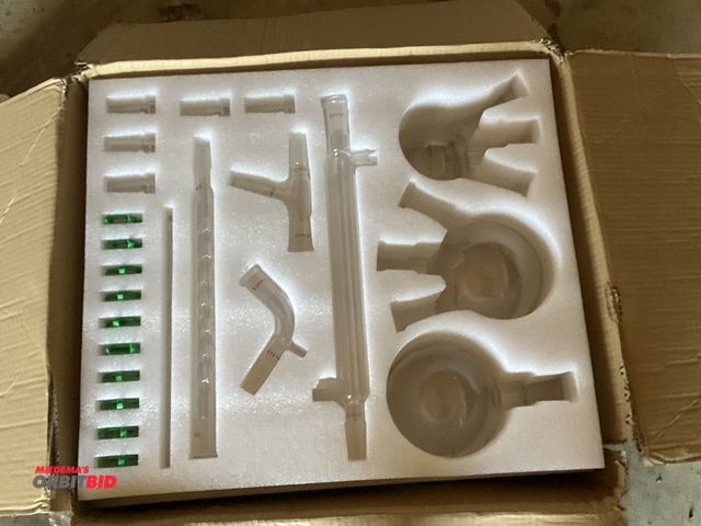 Lot 1-12017 - (1) box of assorted scientific glassware, appears to be new.
