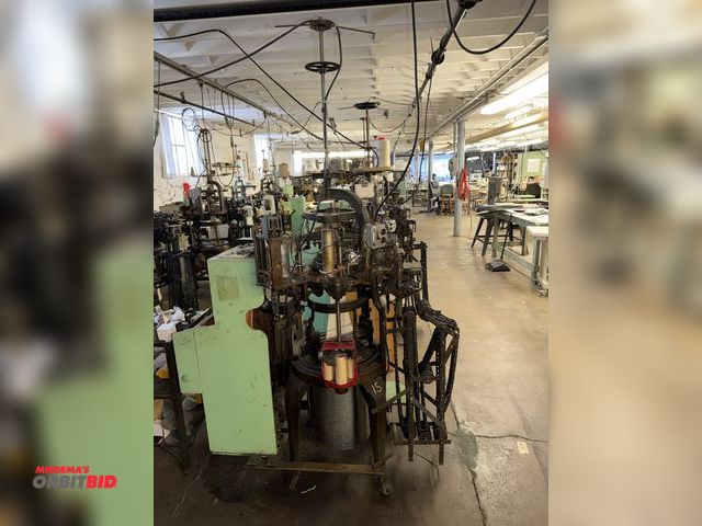 Lot 1-4810 - (1) Antique Industrial circular knitting machine, approx. 7.5" diameter needle head, 3 phase, in wor...
